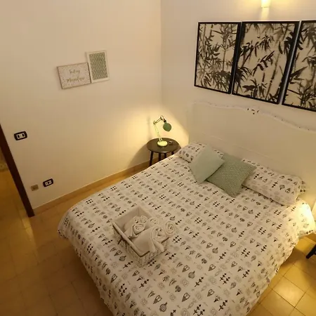 Casina Ortigia Feriehus *