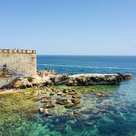 Casina Ortigia Feriehus *